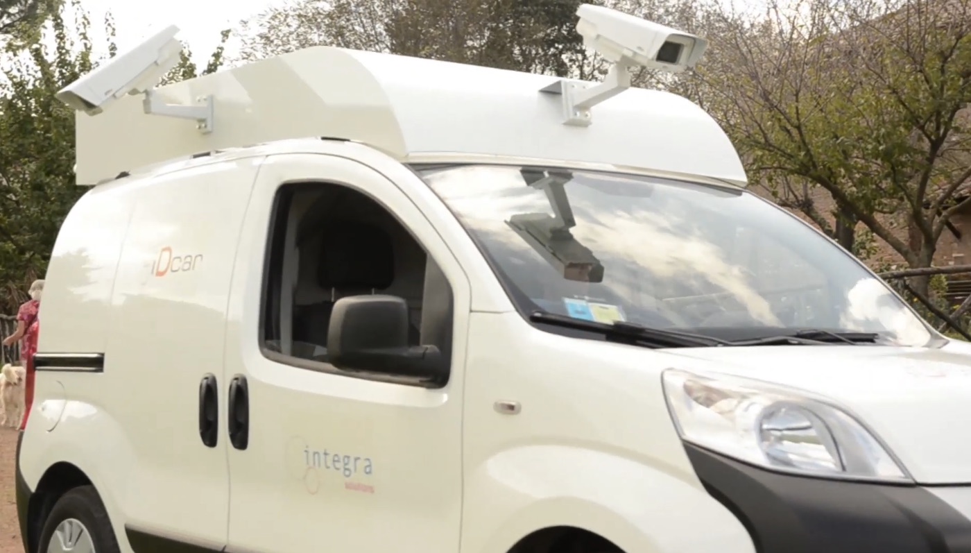 Un'auto per il controllo ed il monitoraggio delle strade urbane al Workshop in campo del #TFA2016